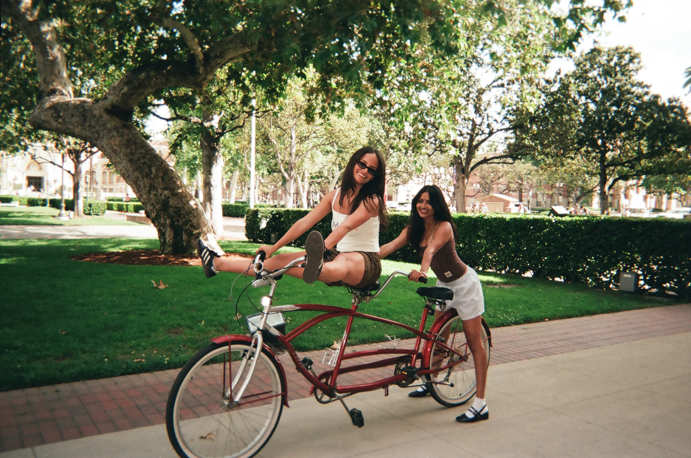 Photoshoot still 6
